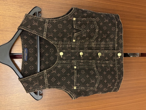 Super rare LE Louis Vuitton Monogram Denim Vest Sleeveless Jacket in Brown S - Picture 1 of 7